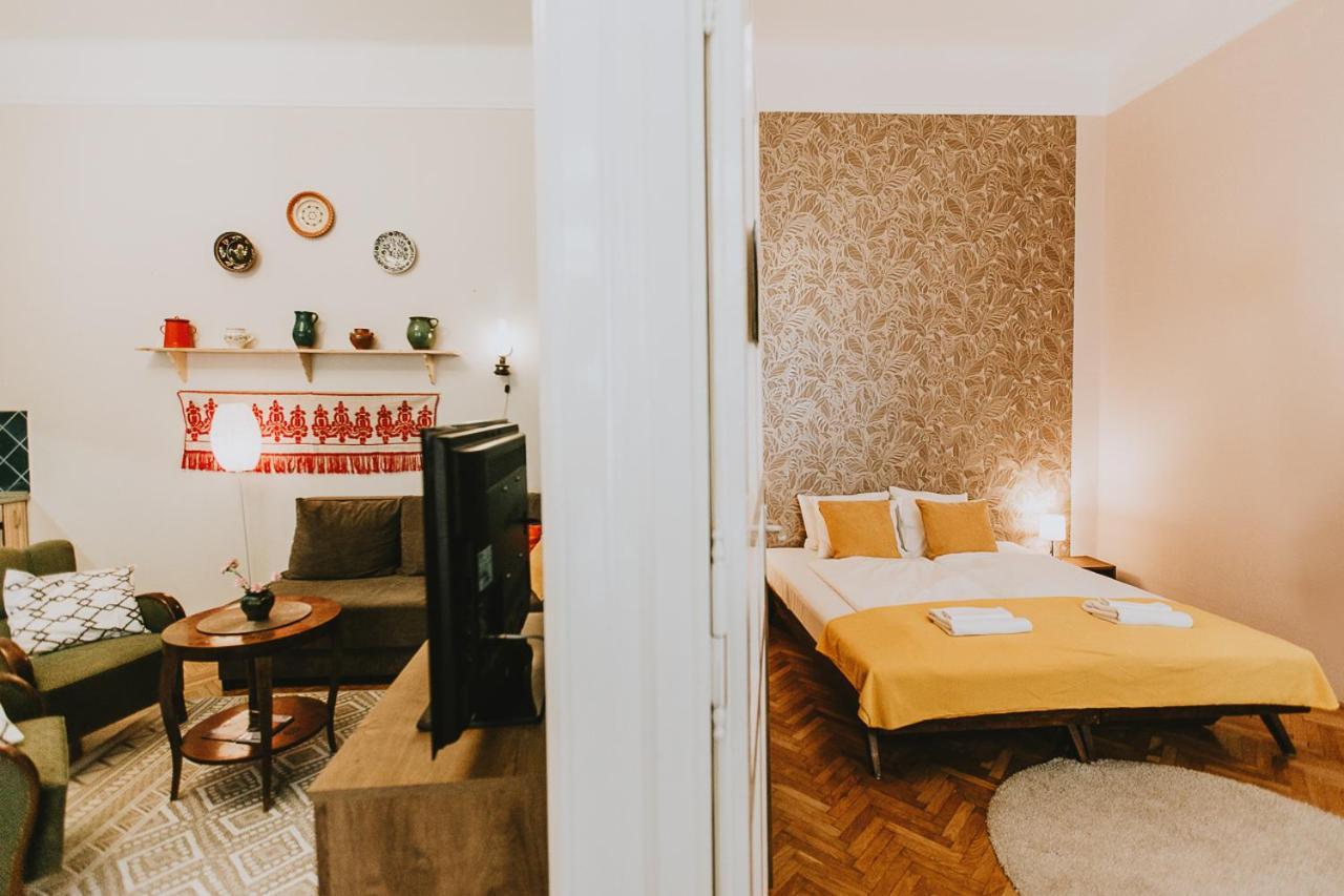 Budapest Folk Apartment 60Sm Spacious And Bright Екстер'єр фото