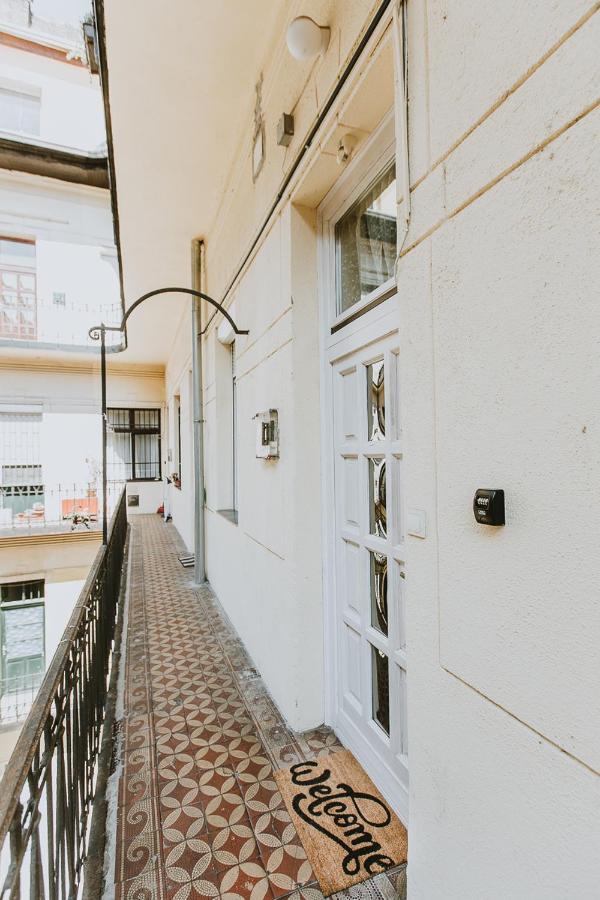 Budapest Folk Apartment 60Sm Spacious And Bright Екстер'єр фото